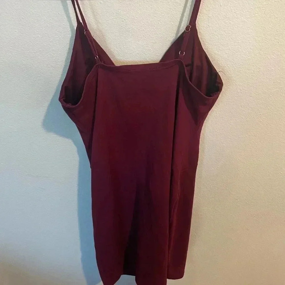 Haute Monde Burgandy Bodycon Date Night Mini Dress size Large - Picture 3 of 6
